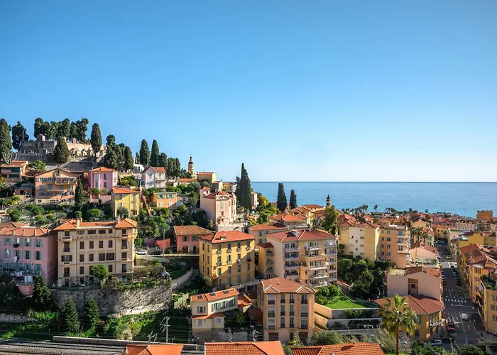Les Orangers, Avec Coin Nuit, Incroyable Vue Sur La Et La Mer, Parking * Μεντόν