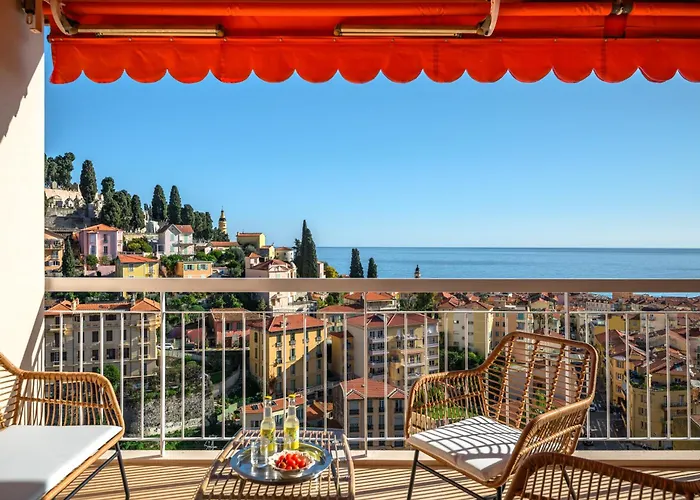 Les Orangers, Avec Coin Nuit, Incroyable Vue Sur La Et La Mer, Parking