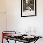Les Orangers, Avec Coin Nuit, Incroyable Vue Sur La Et La Mer, Parking Apartmán *