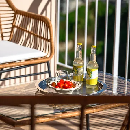 Les Orangers, Avec Coin Nuit, Incroyable Vue Sur La Et La Mer, Parking Appartement