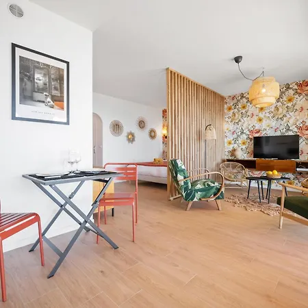 Les Orangers, Avec Coin Nuit, Incroyable Vue Sur La Et La Mer, Parking Apartman *