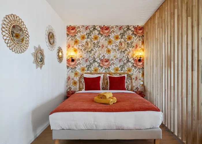 Apartment Les Orangers, Avec Coin Nuit, Incroyable Vue Sur La Et La Mer, Parking